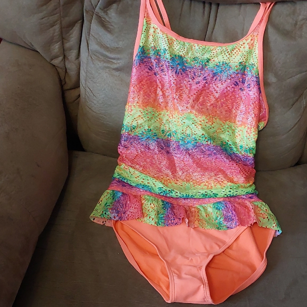 🏖 Wonder Nation Multicolor Kids Swim One Piece